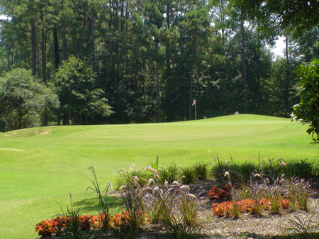 Wachesaw Plantation East lives up to the meaning of its name, offering a golfing happy hunting ground for Myrtle Beach area golfers